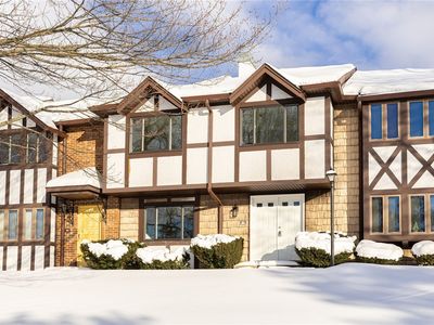 82 Camberley Pl, Penfield, NY, 14526