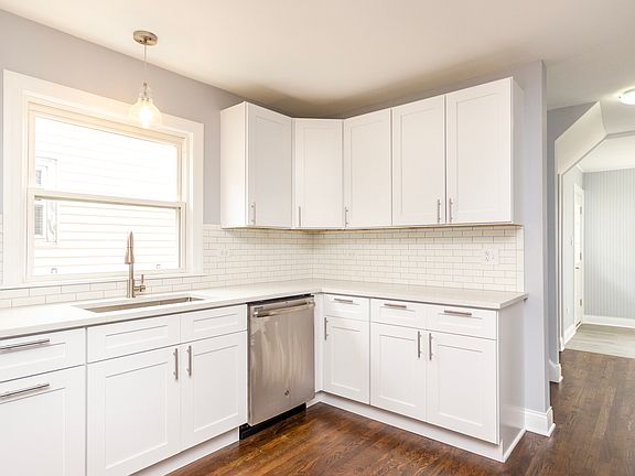 4th image of 5144 N McVicker Ave
