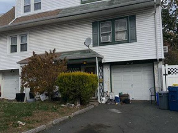 3rd image of 87 Westervelt Pl #P