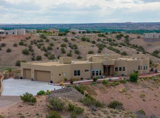 31 Mimbres Ct, Placitas, NM 87043