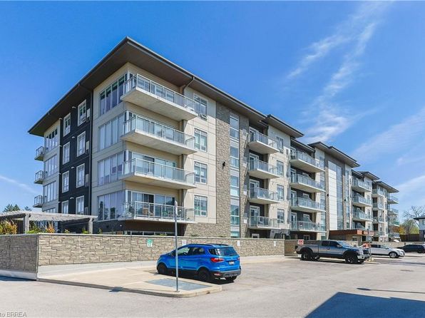 16 Markle Cres #517, Hamilton, ON L9G 0H4