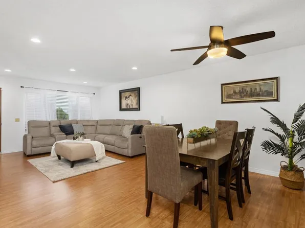 1118 Turnstone Way, Oceanside, CA 92057
