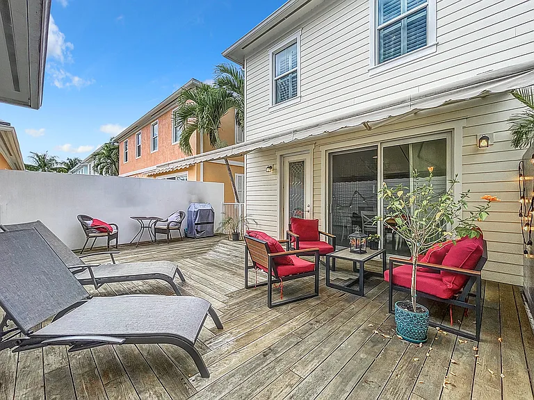 1164 Islamorada Dr — Photo 30