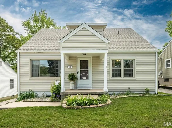 835 Water St, Saint Charles, MO 63301