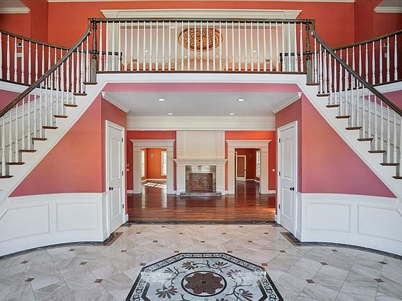 4th image of 3 Regency Rdg