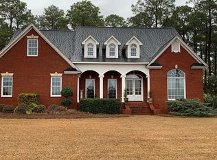 177 Lakeside Dr, Fitzgerald, GA 31750