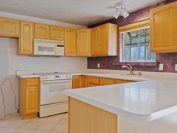 2nd image of 10579 S Primrose Dr