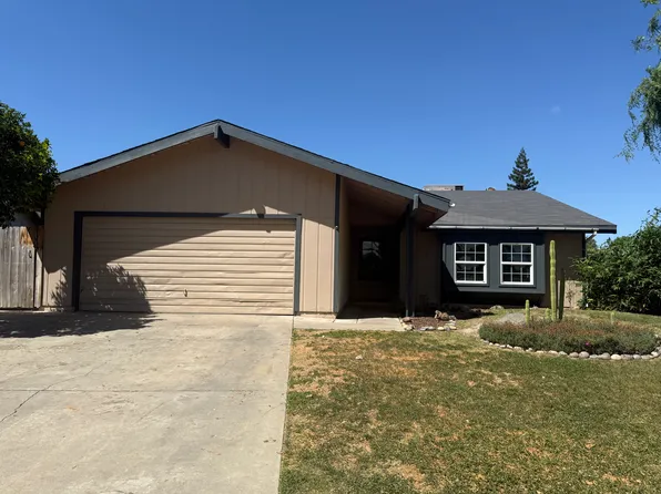 4914 W Feemster Ave, Visalia, CA 93277