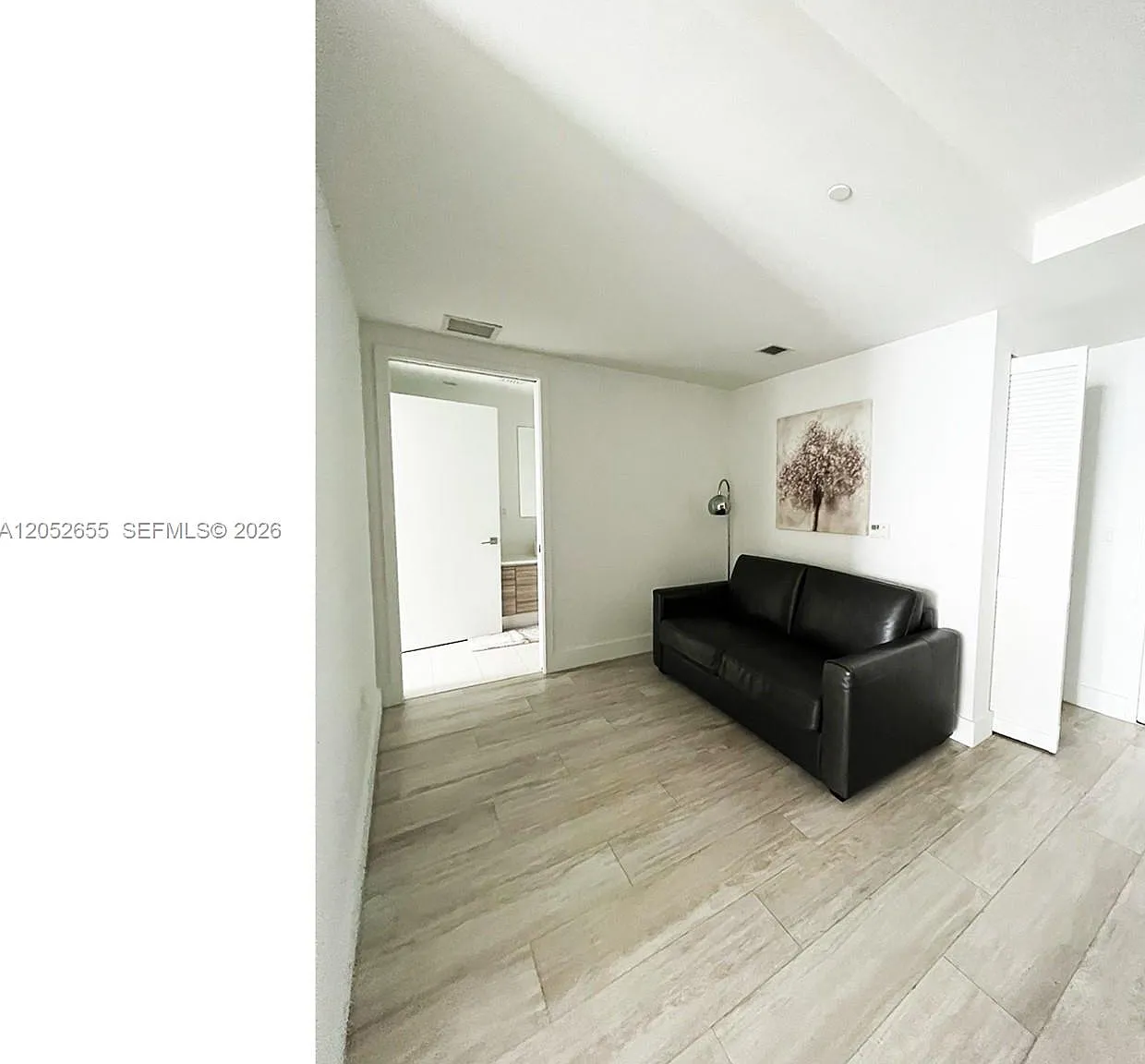 3401 Midtown Condo — Photo 4