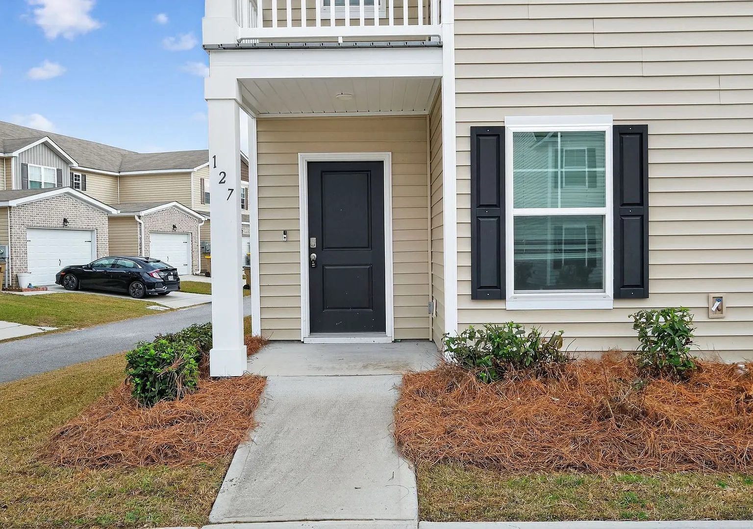 4 bedroom 3 bath townhome in Rice Hope — Photo 4