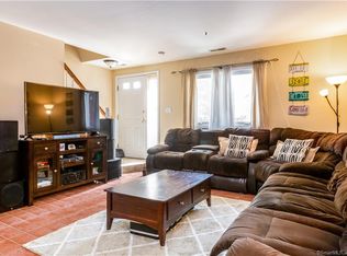 7 Seir Hill Rd APT 9, Norwalk, CT 06850