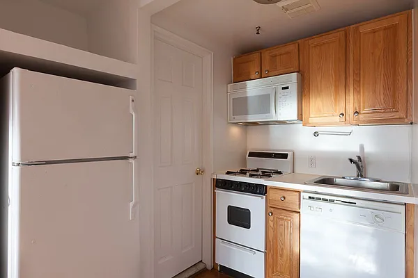 Rented by Berman Realty | media 6