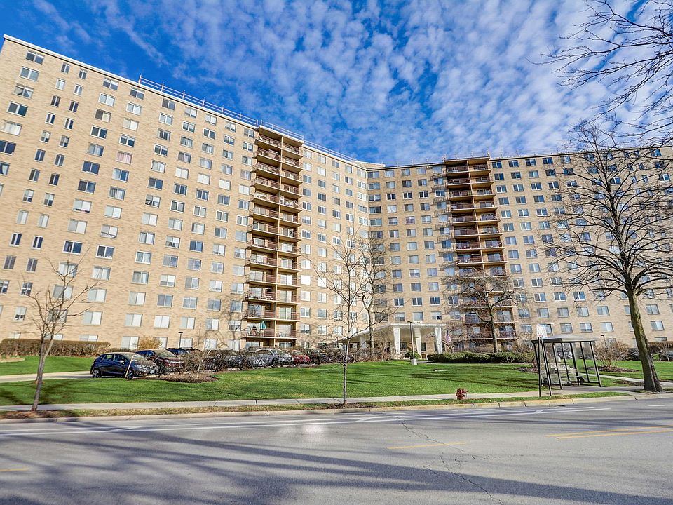 1st image of 6833 N Kedzie Ave APT 909