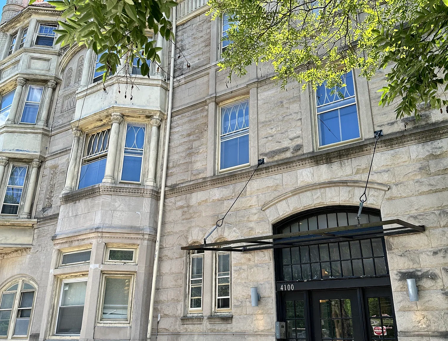 1 bed, $1,300 — Photo 1