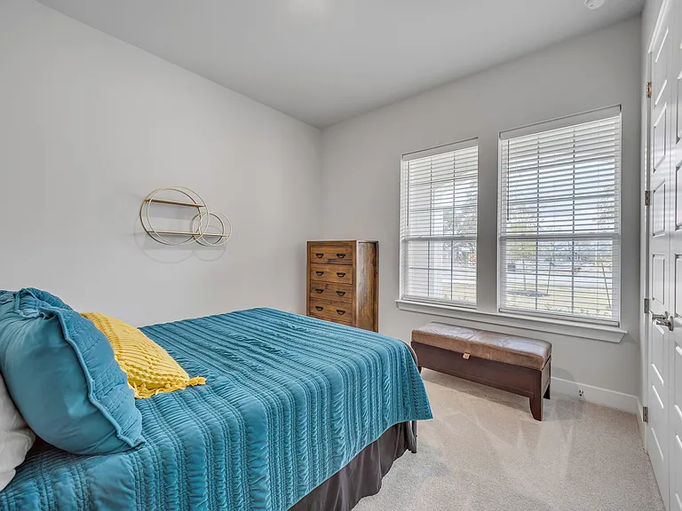 8517 Grenadier Dr — Photo 24
