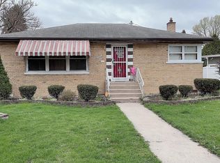 15560 Rose Dr, South Holland, IL 60473