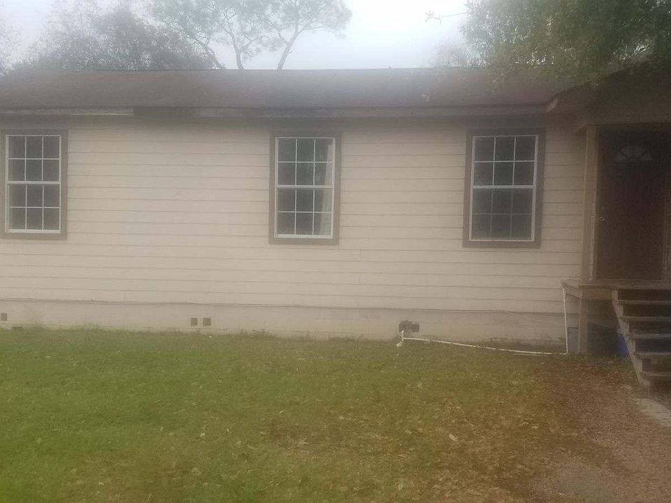 1st image of 1905 43rd Ave