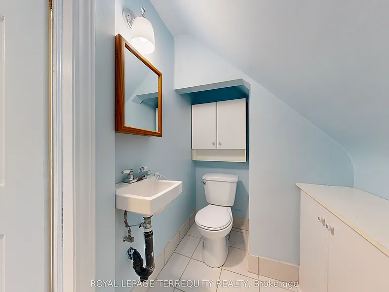 77 Glenburn Ave — Photo 18