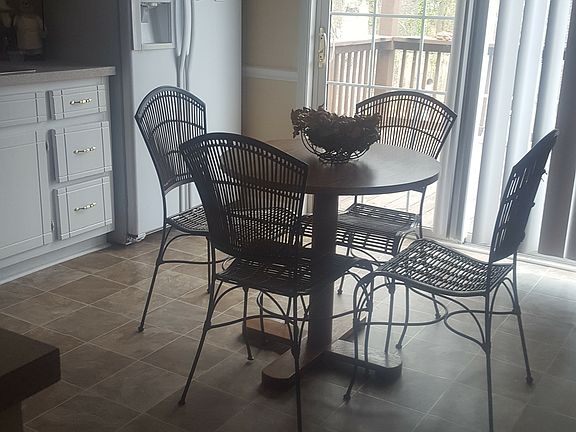 2nd image of 6602 Oakwood Dr