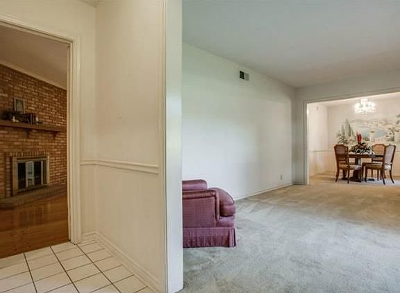 4th image of 1211 Cherrywood Dr