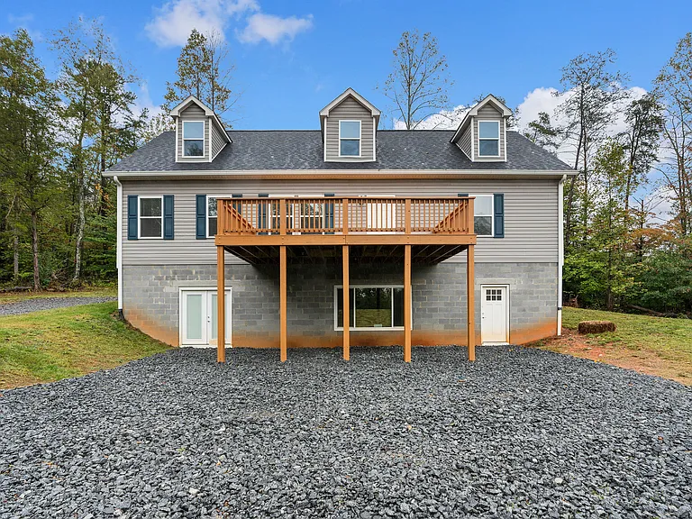 790 Ennis Mountain Rd — Photo 36