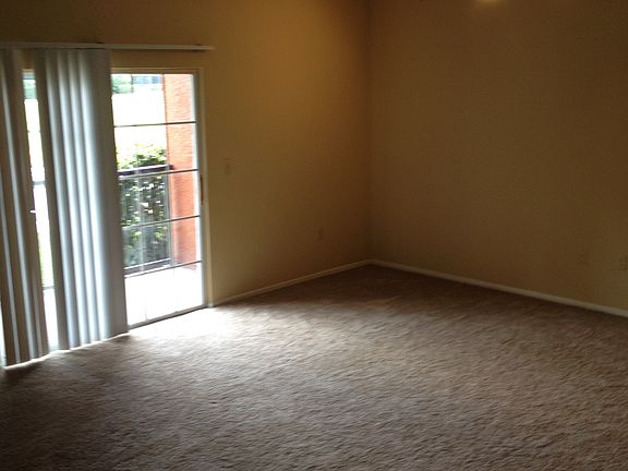 4th image of 107 Vista Verdi 137 Cir