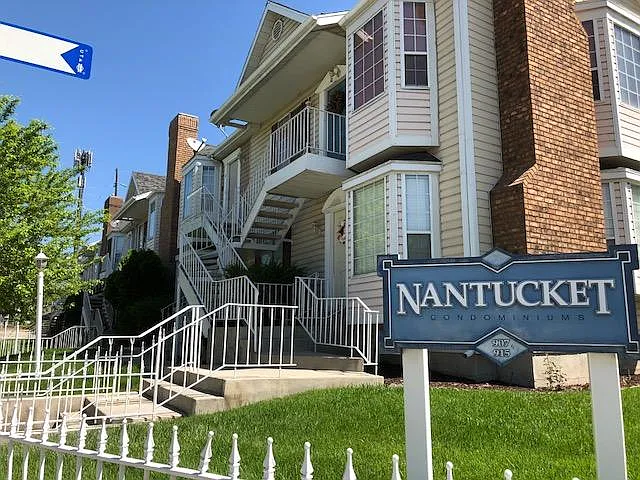 907 E 820 N #4 — Photo 1