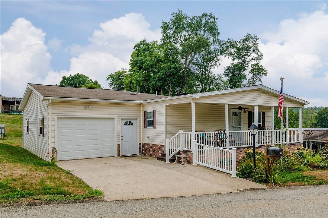 13 Hilltop Dr, Finleyville, PA 15332 | Zillow