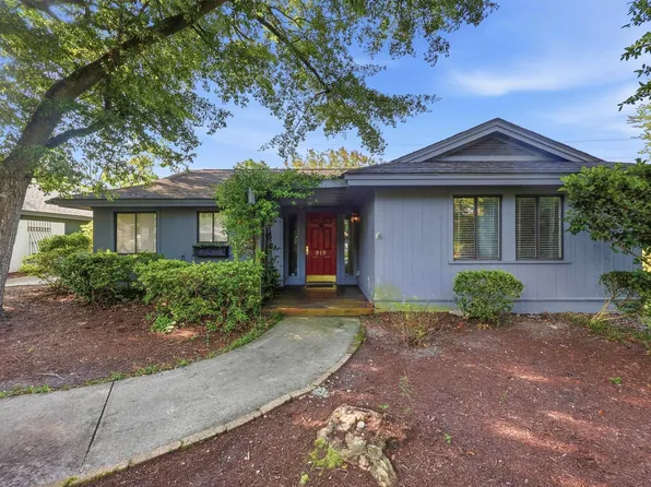 919 Cedarwood Circle, Myrtle Beach, SC 29572
