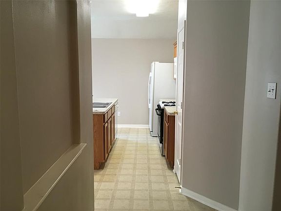 3rd image of 7934 Indian Desert Dr