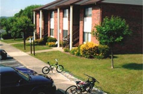 1st image of 301 Country Place Ln
