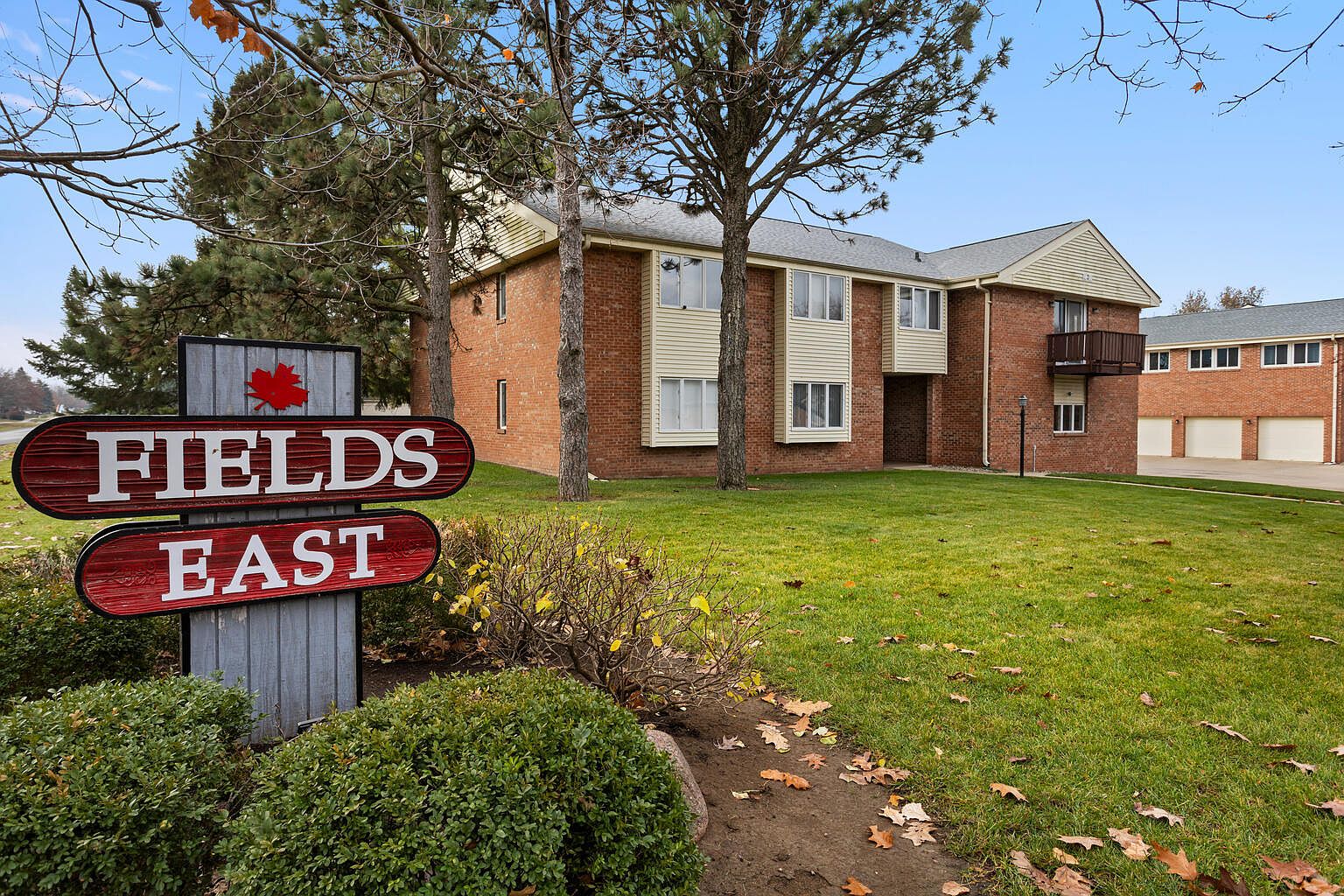 1 Fields E 1, Champaign, IL 61822 Zillow
