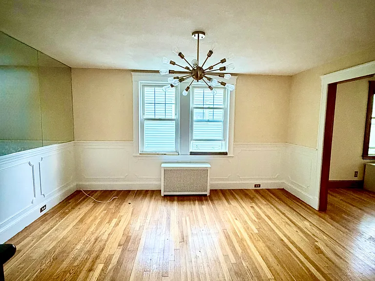 567 Winthrop St — Photo 23