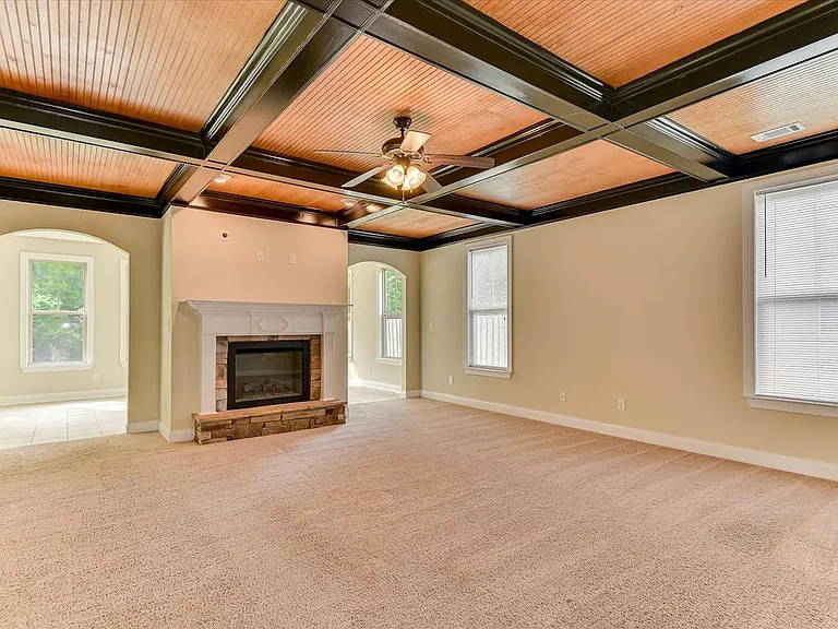4215 Windslow Dr — Photo 60