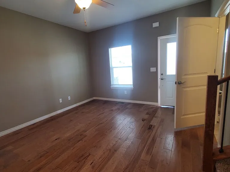 2421 Ridge Top Dr #5 — Photo 16
