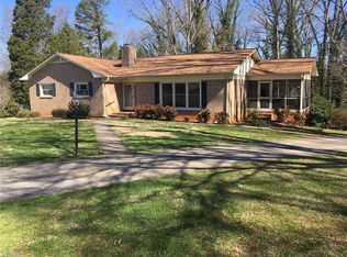 215 Woodhaven Dr, Lexington, NC 27295