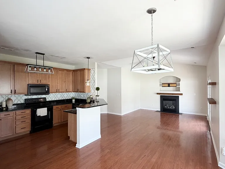 8723 Westwind Point Dr — Photo 10