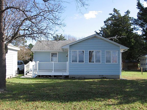 2nd image of 31374 Sunset Dr