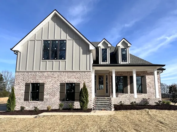 740 Bass Rd #2, Bethpage, TN 37022