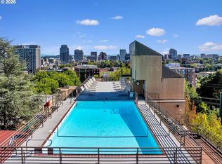 2021 SW Main St Unit 33, Portland, OR 97205