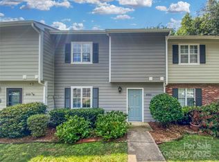 6003 Heath Valley Rd, Charlotte, NC 28210