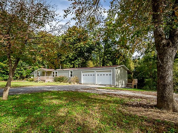 2nd image of 509 Countrywood Ln