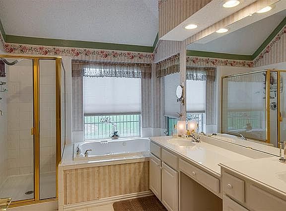 5th image of 3525 Stone Creek Ct