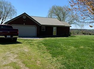 119 Carter Ln, Versailles, KY 40383