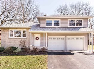 407 S Craig Pl, Lombard, IL