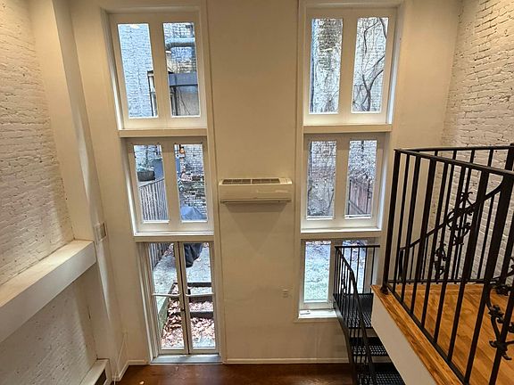 5th image of 207 W 22nd St APT 1