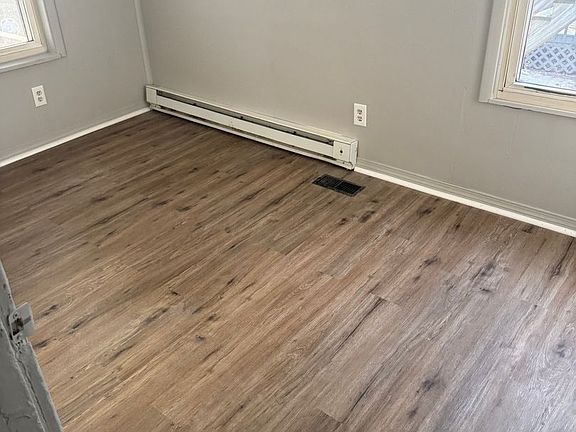 3rd image of 60 Franklin St APT 12