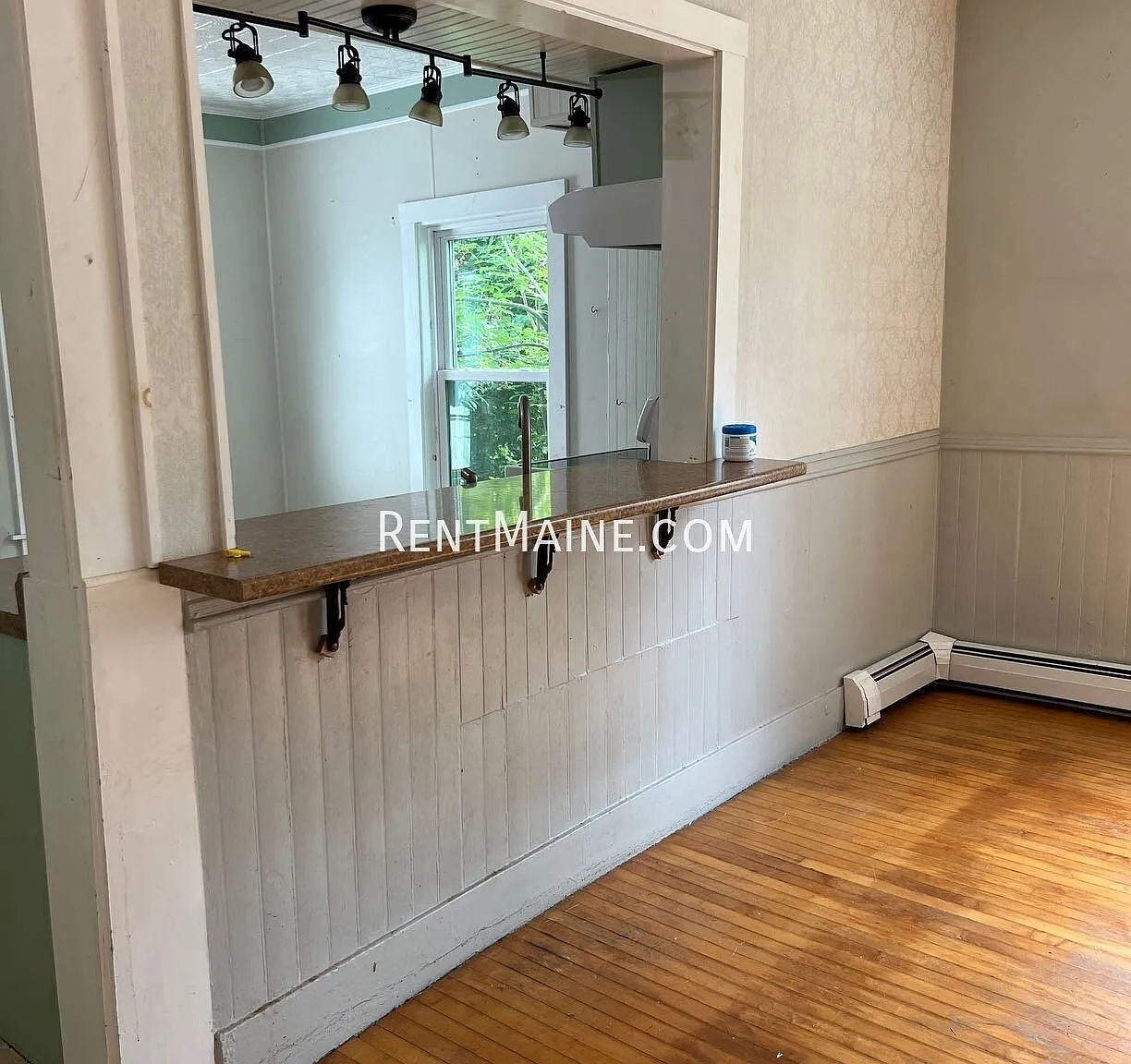 3 bed, $1,550 — Photo 3