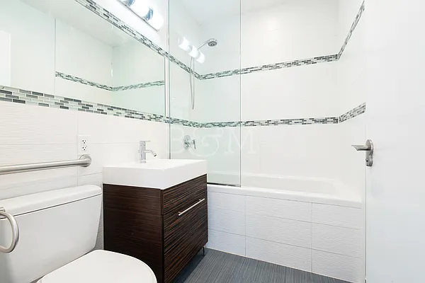 Rented by Brick&Mortar | media 37