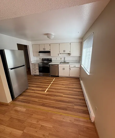 550 SE Cedar St — Photo 4